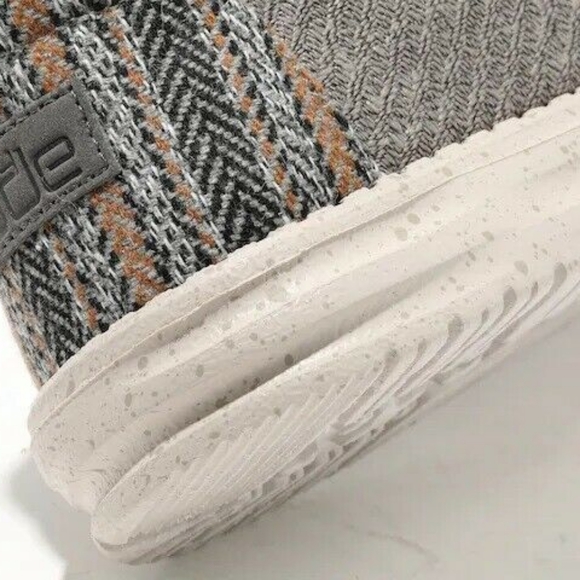 Hey Dude Wally Baja Blanket Slip-On Shoe in Gray Size 10 - Picture 11 of 15